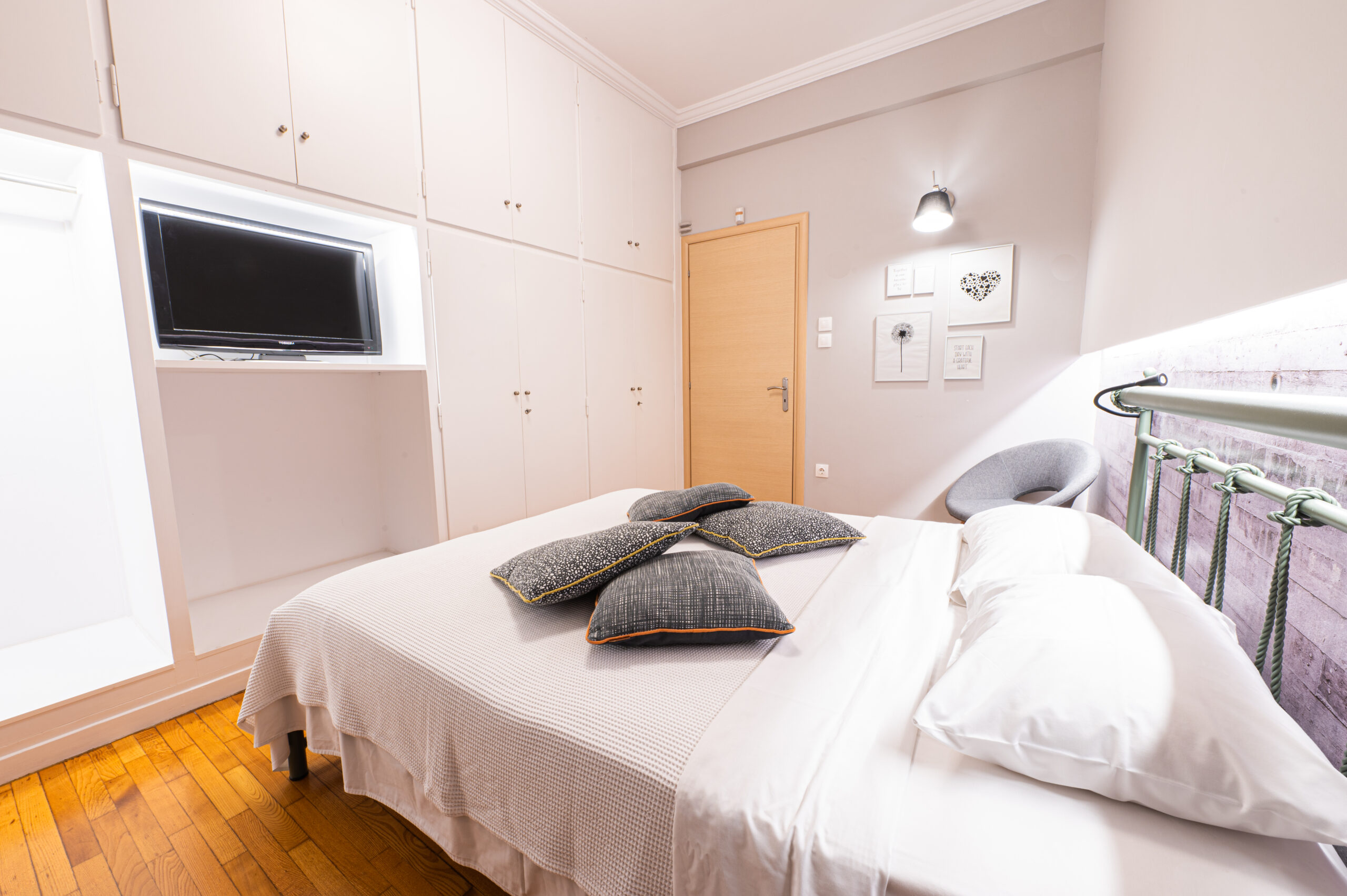 Airbnb in Athina apartment